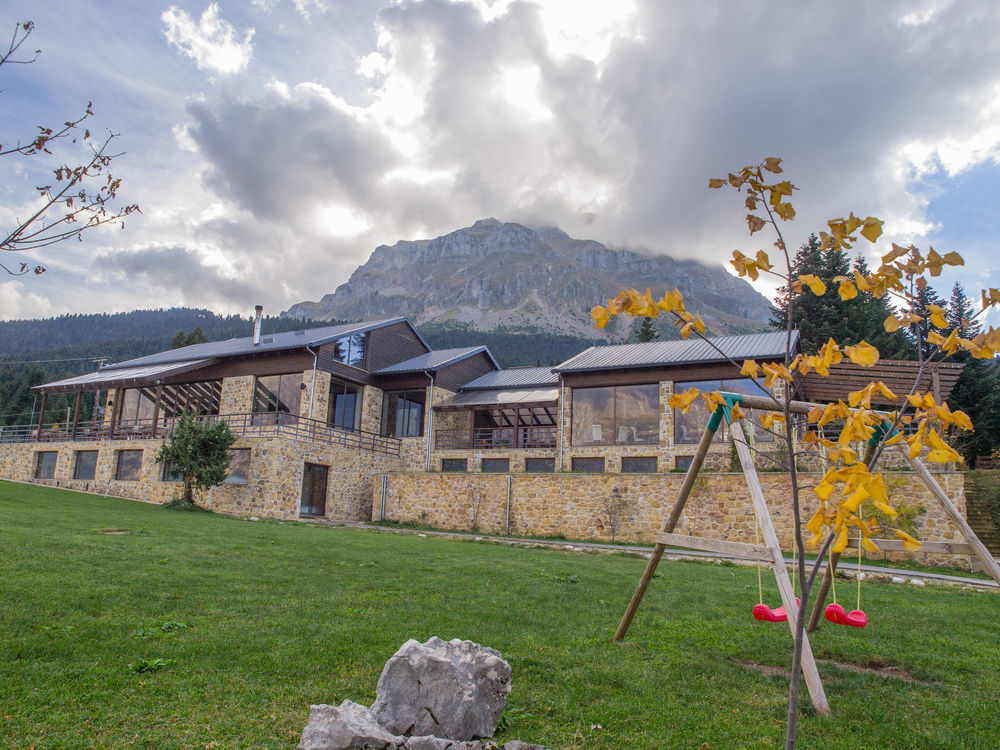 Orizontes Tzoumerkon Hotel Resort Pramanta Exteriör bild