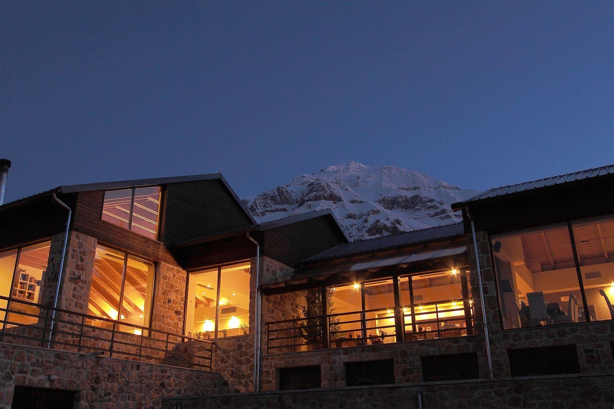 Orizontes Tzoumerkon Hotel Resort Pramanta Exteriör bild