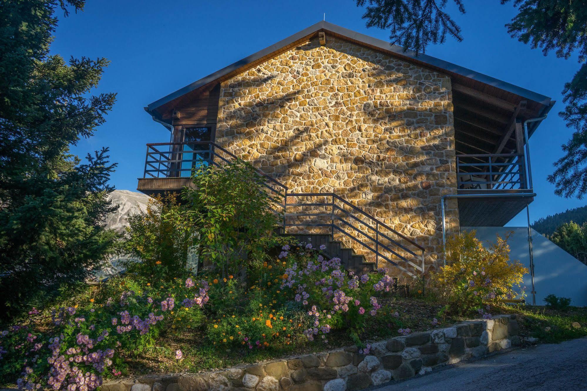 Orizontes Tzoumerkon Hotel Resort Pramanta Exteriör bild